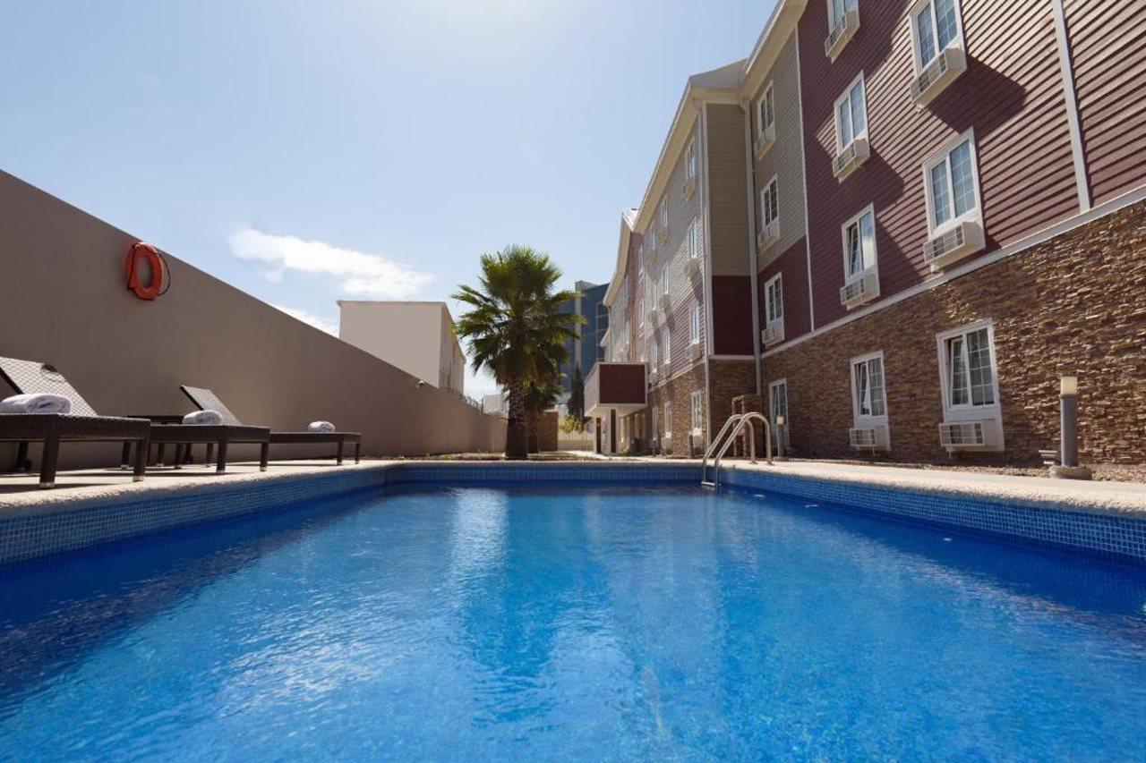 Extended Suites Mexicali Catavina エクステリア 写真